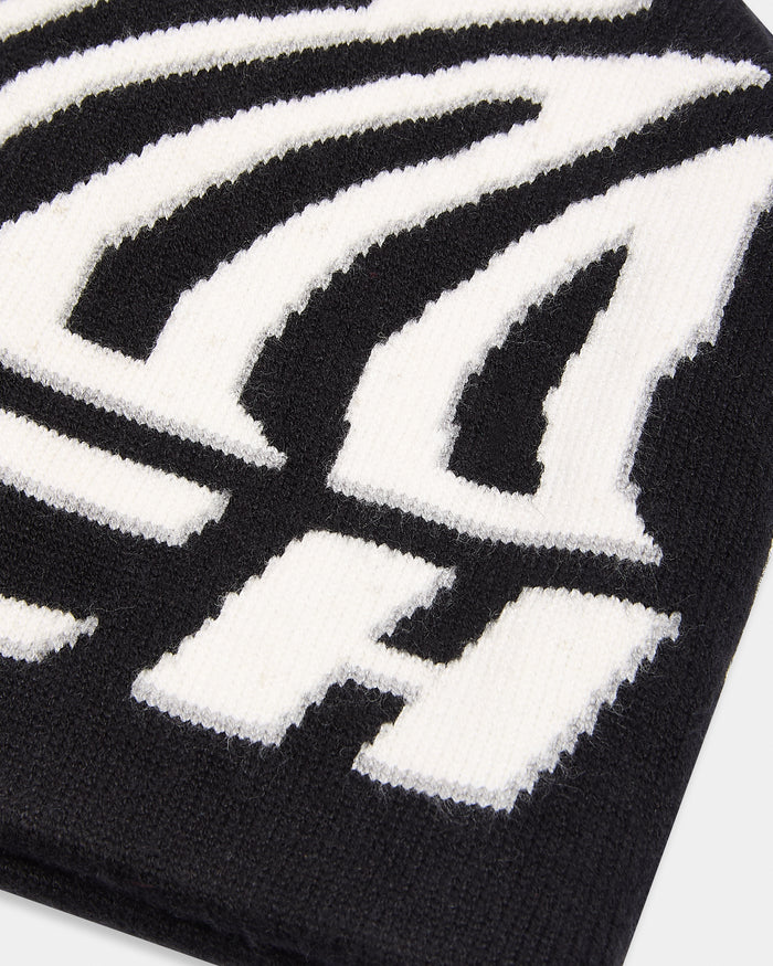 Chroma Skull Knit Beanie - Black/White