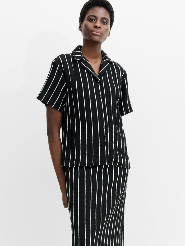 Crochet Knit Striped Black Short Sleeve Shirt