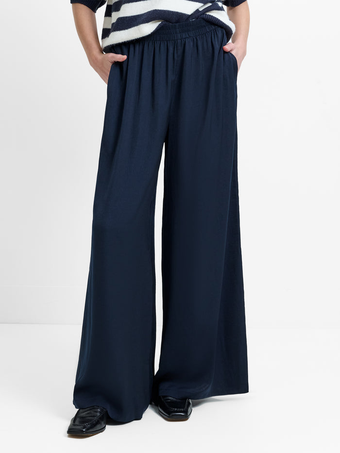 Damasco Air Flow Navy Wide Leg Trousers