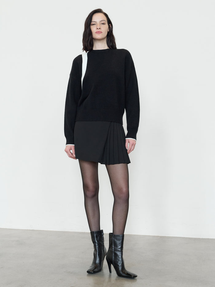 Davan Monochrome Bow Back Knit Jumper