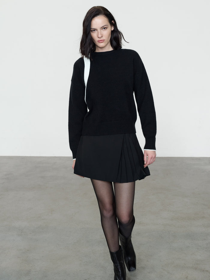 Davan Monochrome Bow Back Knit Jumper