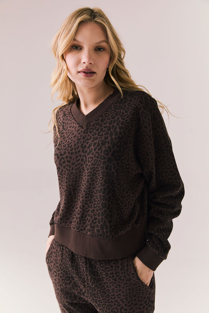 Florie Leopard Pullover Womens chaserbrand