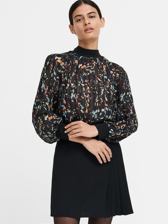 Kylie Black Abstract Printed Crinkle Blouse