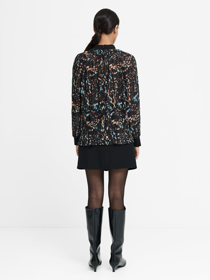 Kylie Black Abstract Printed Crinkle Blouse