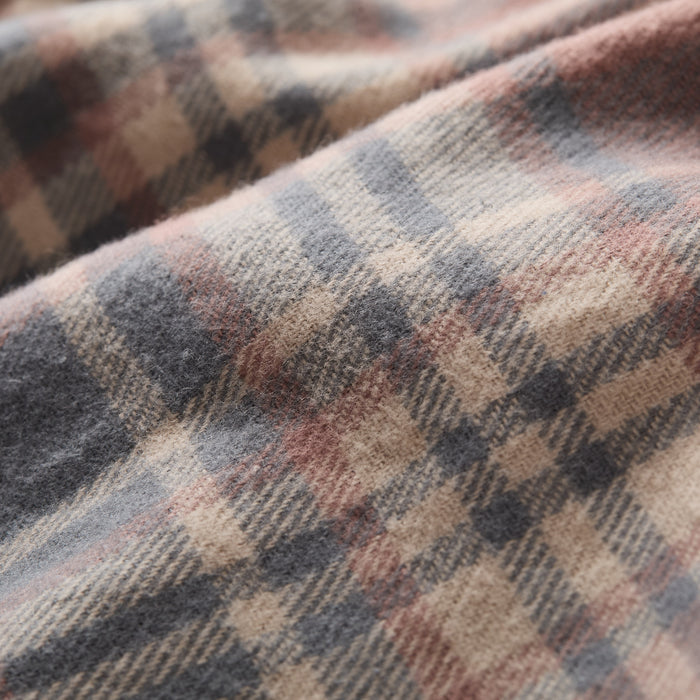 Close-up of soft fabric from Pladra Men's Every Day Elite Flannel Shirt in Coral Grey plaid.