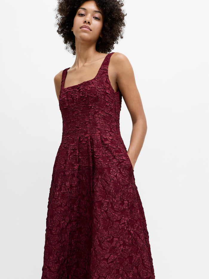 Milenda Burgundy Floral Jacquard Midi Dress