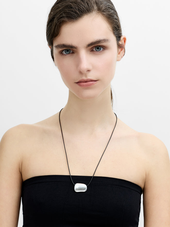 Pebble Black Tie Necklace