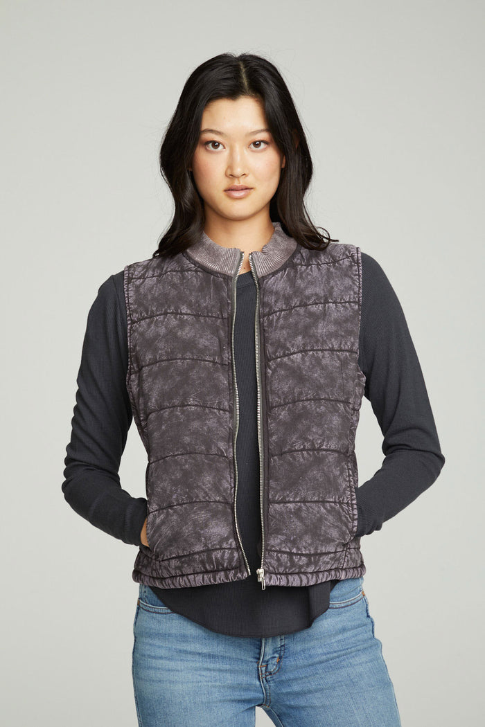 Quilted Mock Neck Puffer Vest WOMENS chaserbrand