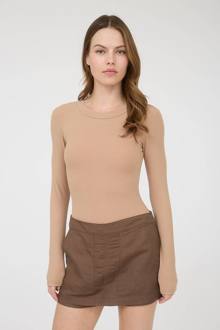ROUND NECK LONG SLEEVE SWEATER KNIT BODYSUIT TAN