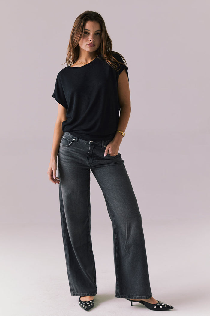 Wylie Licorice Tee Womens chaserbrand